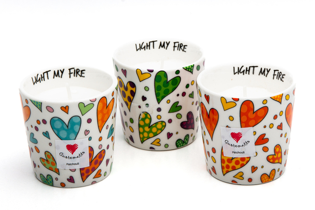 Regali e Bomboniere - Prodotti - Cuorematto SOLIDALE - CANDELA LIGHT MY FIRE 6X6 CON BOX