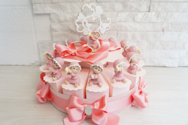 Regali e Bomboniere - Prodotti - Torta Bomboniera - BIMBA SEDUTA IN PIGIAMA 5CM ASSORTITO