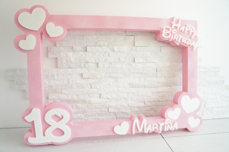 Regali e Bomboniere - Prodotti - Selfie polistirolo - CORNICE SELFIE 80X60CM COMPLEANNO 18 ANNI PERSONALIZZATO