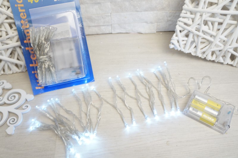 Regali e Bomboniere - Prodotti - Natale  - Luci led BIANCHE con 40 LED 200cm circa