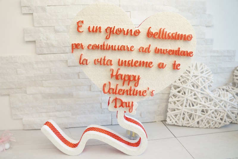 Regali e Bomboniere - Prodotti - San Valentino  - CUORE CON LED E DEDICA 35X45CM DA APPOGGIO 