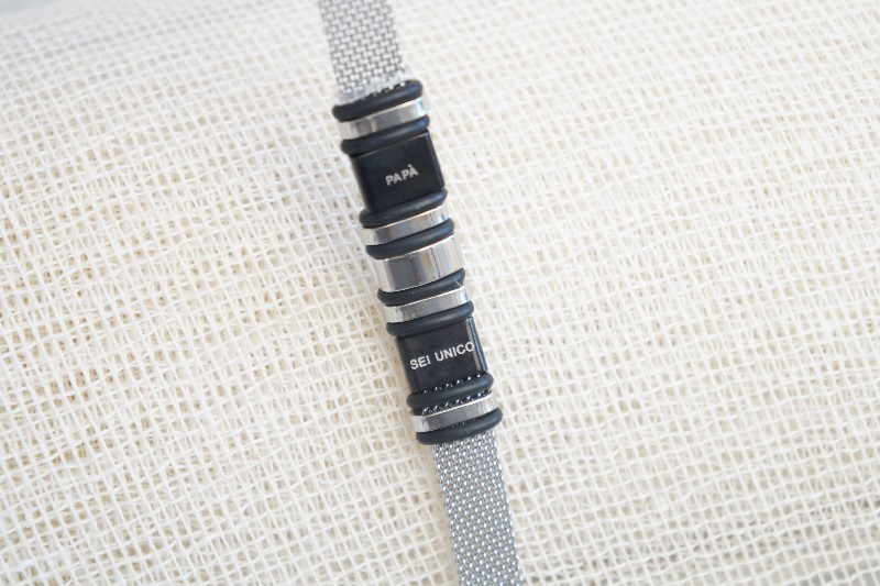 Regali e Bomboniere - Prodotti - Festa del Pap - BRACCIALE PAP SEI UNICO COLORE ORO NERO E ACCIAIO REGOLABILE MAX 22CM 