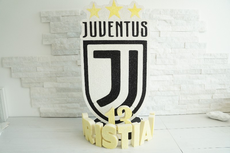 Regali e Bomboniere - Prodotti - Centrotavola Polistirolo - SQUADRA DEL CUORE SAGOMA CON NOME 52cm colorato