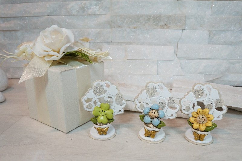 Regali e Bomboniere - Prodotti - Comunione e Cresima - PIANTINA CON ALBERO DEI CUORI 3,5X7CM CON BOX