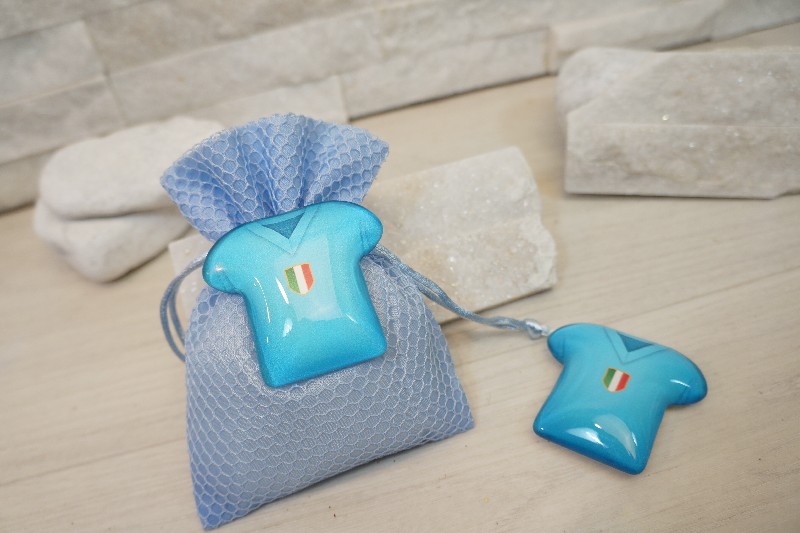 Regali e Bomboniere - Prodotti - Comunione e Cresima - MAGNETE MAGLIA AZZURRA NAPOLI 5X5CM CALCIO RESINATO