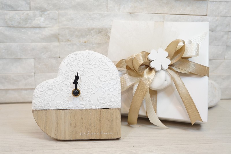 Regali e Bomboniere - Prodotti - Cornici e Orologi - OROLOGIO 12,2X12,2CM LEGNO E RESINA CON BOX