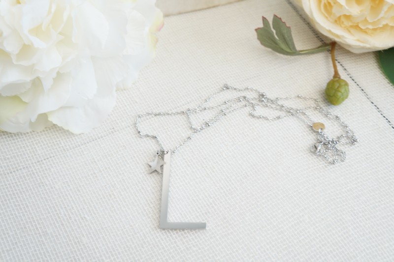 Regali e Bomboniere - Prodotti - Bijoux con iniziali - COLLANA LETTERA L ACCIAIO LUNGA 40CM