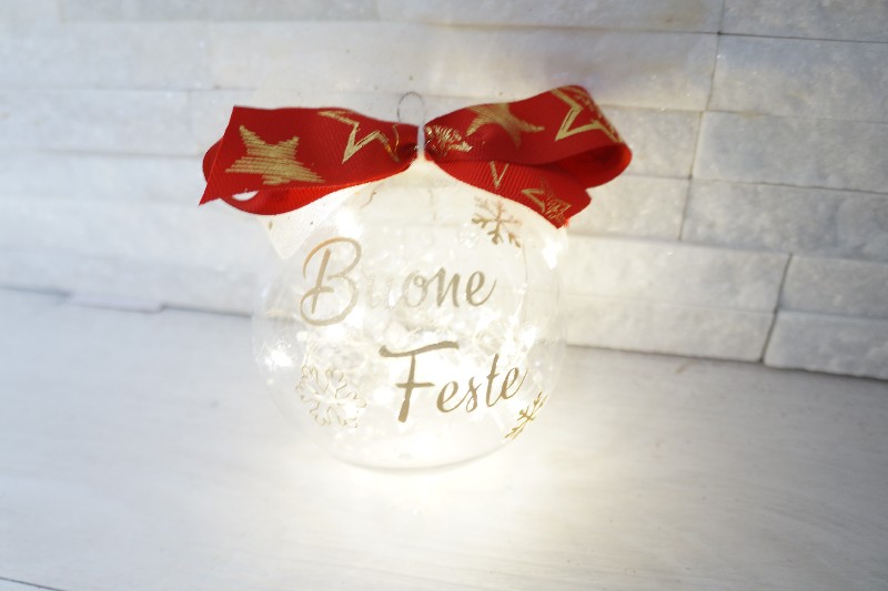 Regali e Bomboniere - Prodotti - Natale  - PALLINA CON LED PERSONALIZZABILE 10CM 