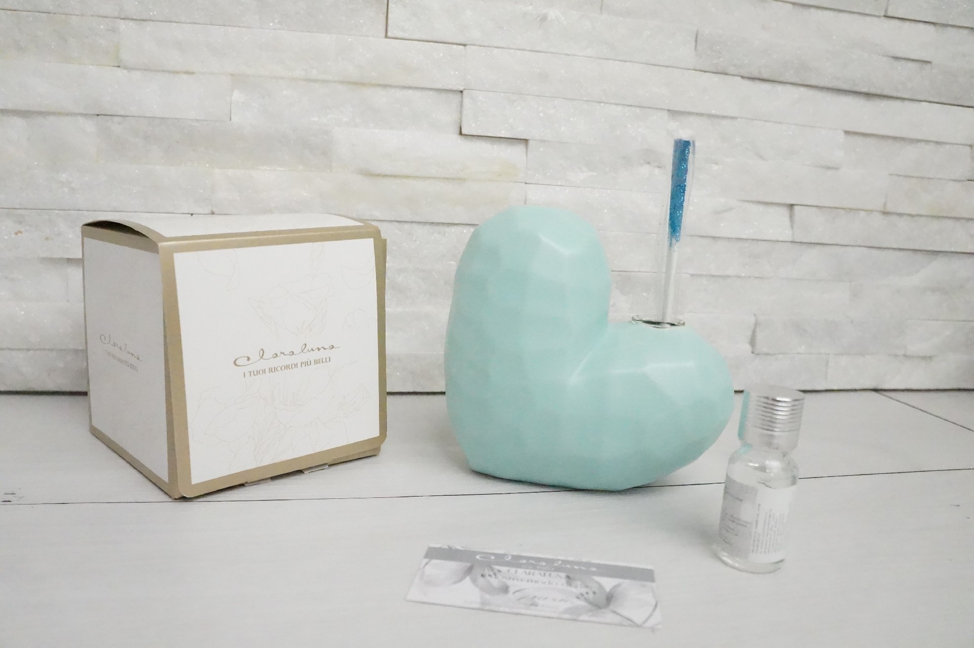 Regali e Bomboniere - Prodotti - Claraluna - DIFFUSORE GRANDE AZZURRO CUORE SFACCETTATO 