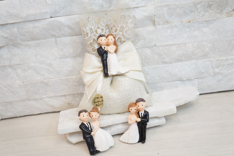 Regali e Bomboniere - Prodotti - Coppie Sposi Fidanzati  - MAGNETI SPOSINI AMORE 5CM RESINA ASSORTITI