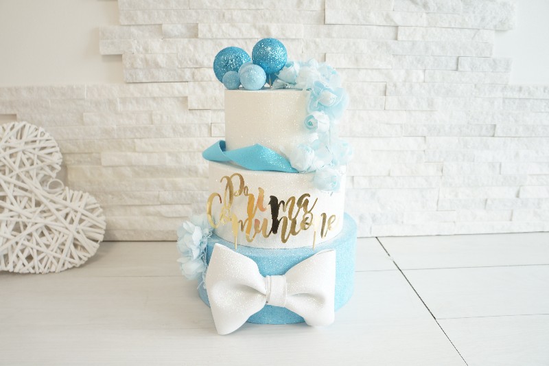 Regali e Bomboniere - Prodotti - TORTE SCENOGRAFICHE  - TORTA SCENOGRAFICA PERSONALIZZABILE CON PALLONCINI 25X30CM 