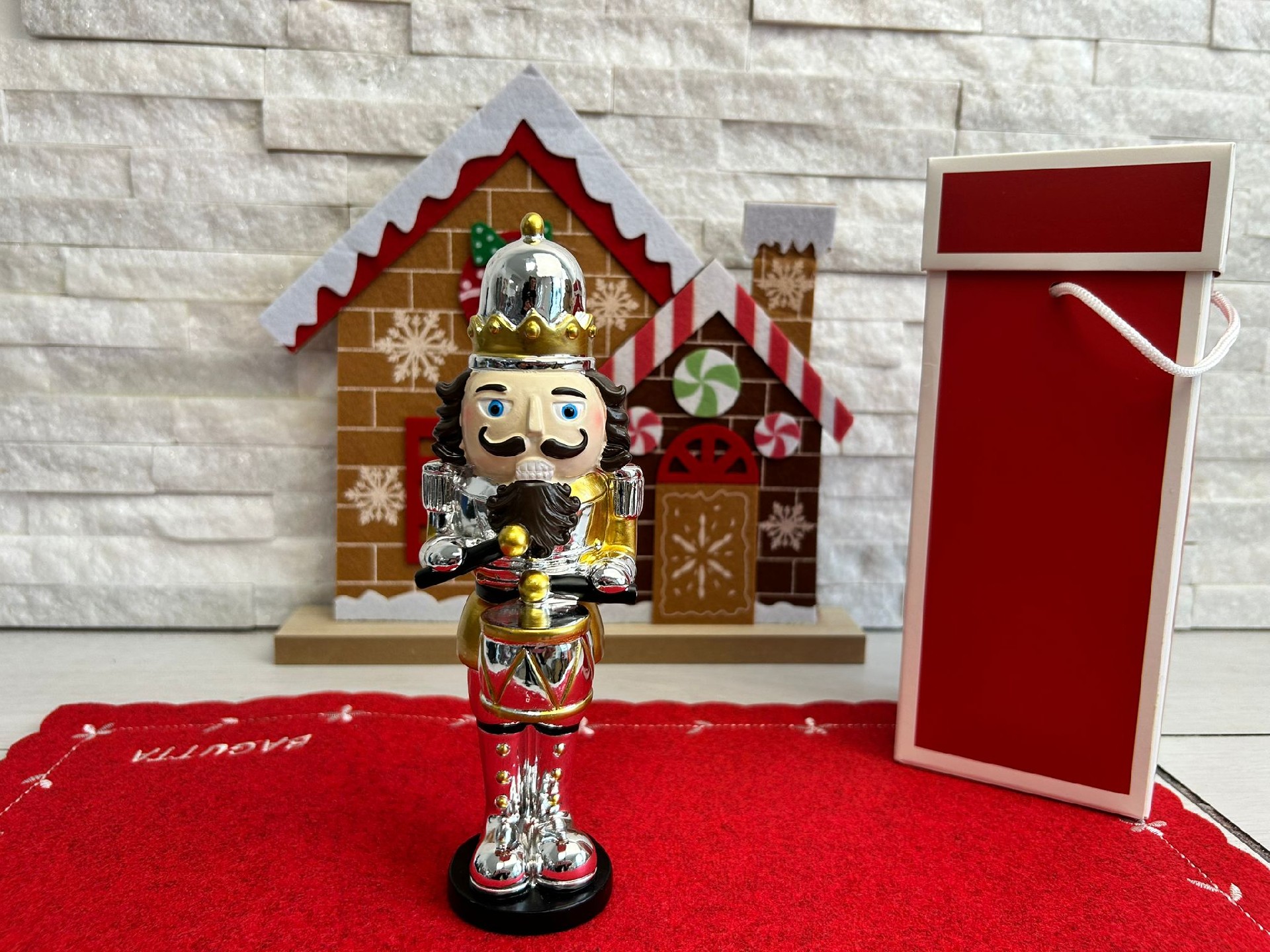 Regali e Bomboniere - Prodotti - Natale  - 20CM - SOLDATINO SCHIACCIANOCI CON TAMBURO ORO - C/BOX