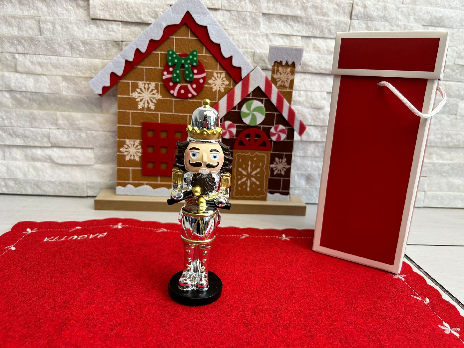 Regali e Bomboniere - Prodotti - Natale  - 16CM - SOLDATINO SCHIACCIANOCI CON TAMBURO ARGENTO - C/BOX