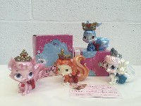 Regali e Bomboniere - Prodotti - Bomboniere Disney e cartoni - WD PALACE PETS SOGG.RES.  H.8,5CM C/AST