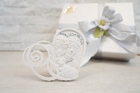 Regali e Bomboniere - Prodotti - Battesimo E Nascita - ICONA SACRA FAMIGLIA CUORE 10,5X8CM POLVERE DI MARMO CON BOX MADE IN ITALY