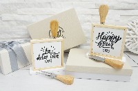 Regali e Bomboniere - Prodotti - Matrimonio - SET FORMAGGIO LA VITA CM 13 H18 ASSORTITO