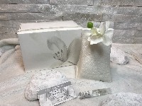 Regali e Bomboniere - Prodotti - Profumatori - DIFFUSORE MILK MEDIO bomboniera bianca 13X8cm CON BOX CLARALUNA