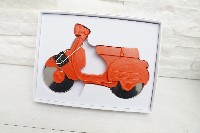 Regali e Bomboniere - Prodotti - Matrimonio - TAGLIAPIZZA SCOOTER ROSSO