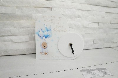 Regali e Bomboniere - Prodotti - Claraluna - OROLOGIO CUORE CON ORSETTO AZZURRO 