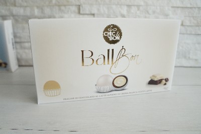 Regali e Bomboniere - Prodotti - CONFETTI BURATTI - CONFETTI BALL BON AVORIO GR500