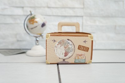 Regali e Bomboniere - Prodotti - Scatoline PORTA CONFETTI - Valigia con mappamondo