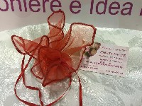 Regali e Bomboniere - Prodotti - Bomboniere Laurea - FAZZOLETTO ORGANZA QUADRATO CON TIRANTE ROSSO