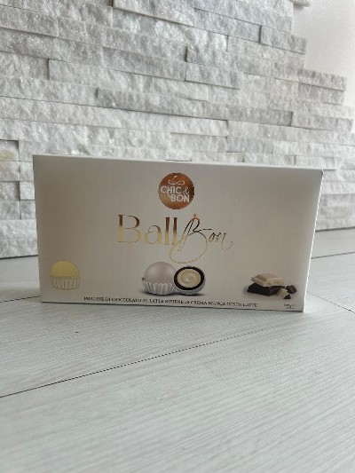 Regali e Bomboniere - Prodotti - CONFETTI BURATTI - 500GR - CONFETTI BALL BON BIANCHI